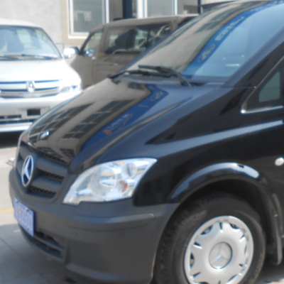 貴州萬(wàn)長(zhǎng)里汽車出租服務(wù)與金屬護(hù)欄的應(yīng)用